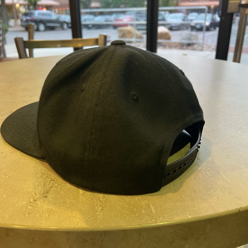 Mars Attacks Snapback - image 3